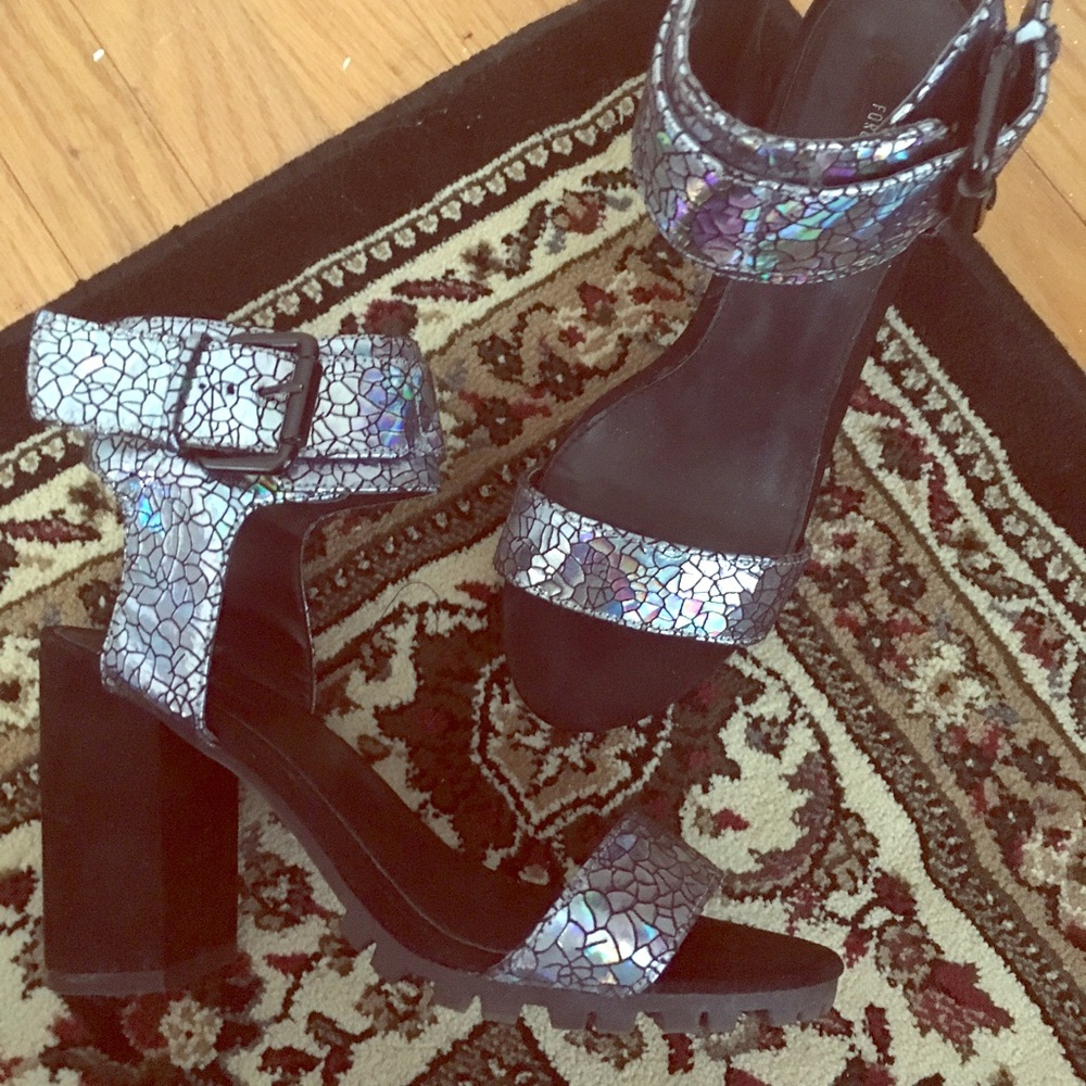 Holographic Heels